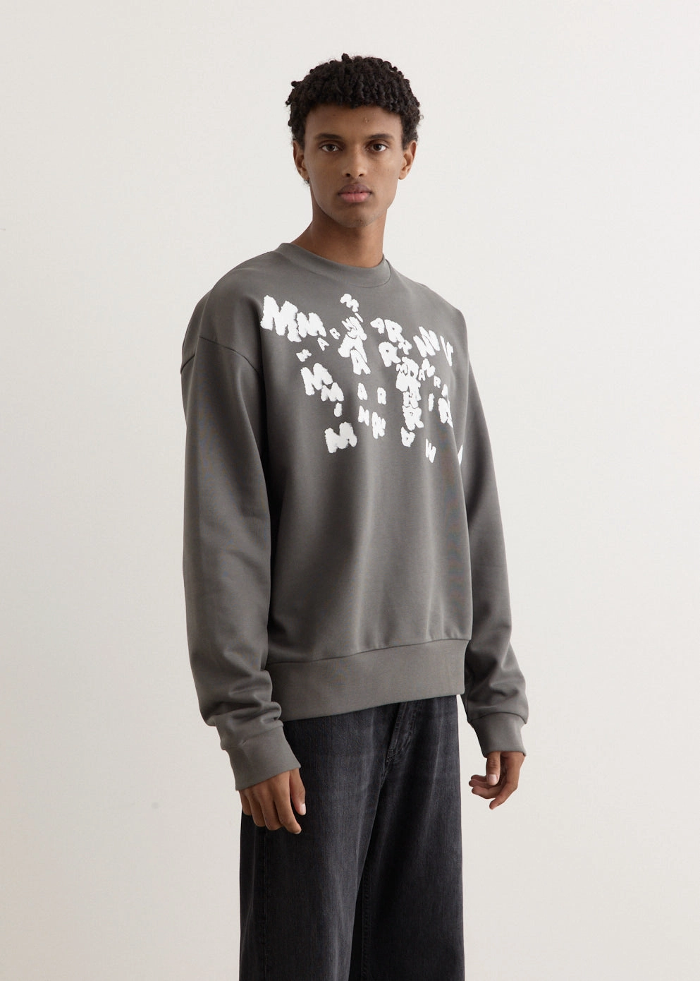 elastic waistband Cozy Basics Chaos Logo Sweatshirt