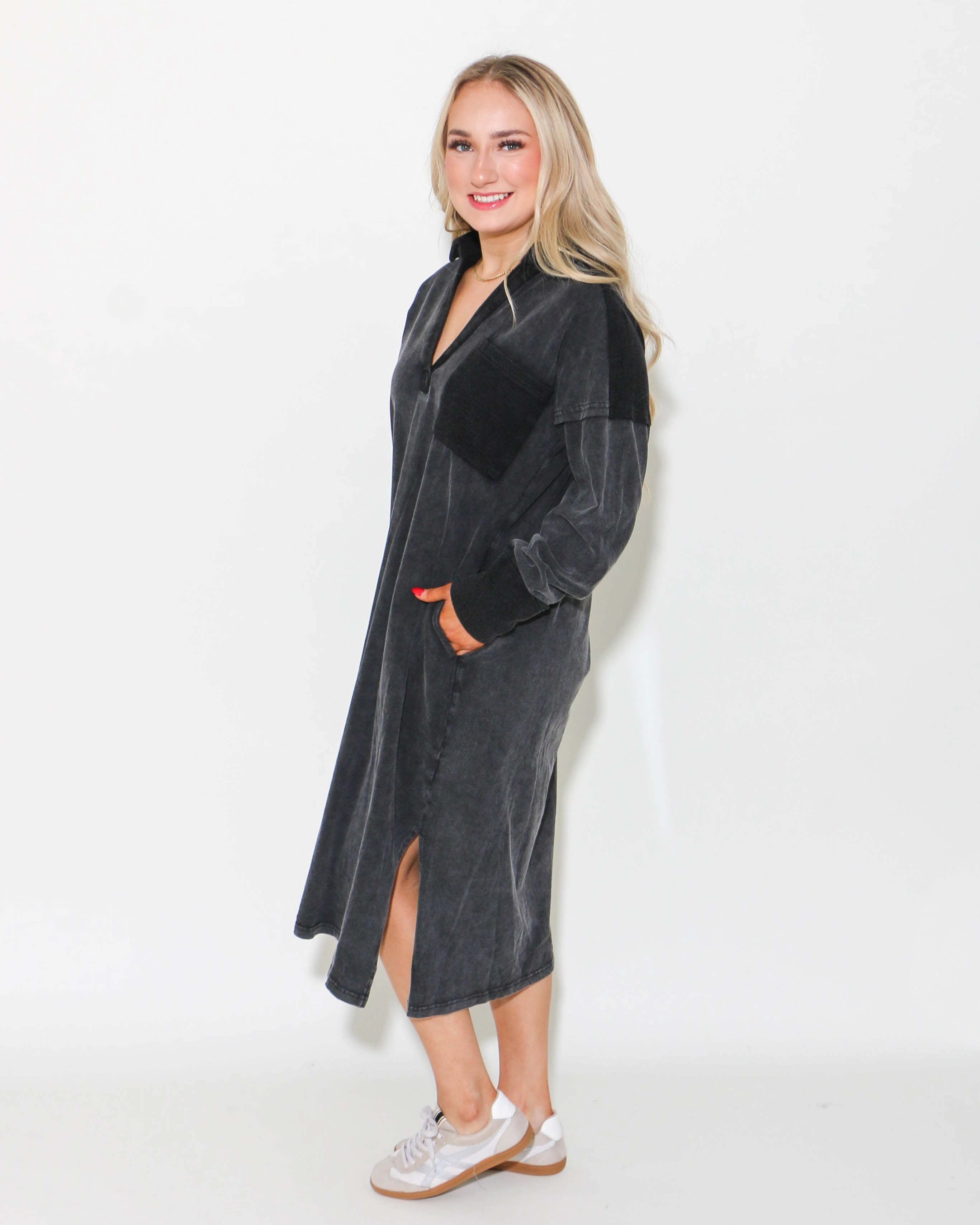 Confident Touch Statement-Print Mineral Washed Casual Midi Dress