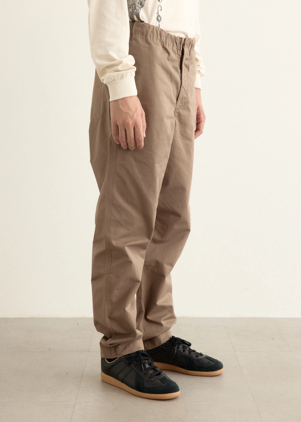 Body Sculpting Ezra Regular Mineral Dyed Fine Twill Trousers