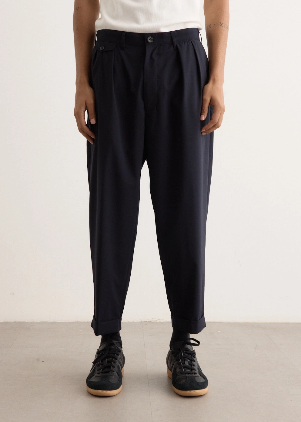 2 Pleats Wool Tropical Pants Polished Look