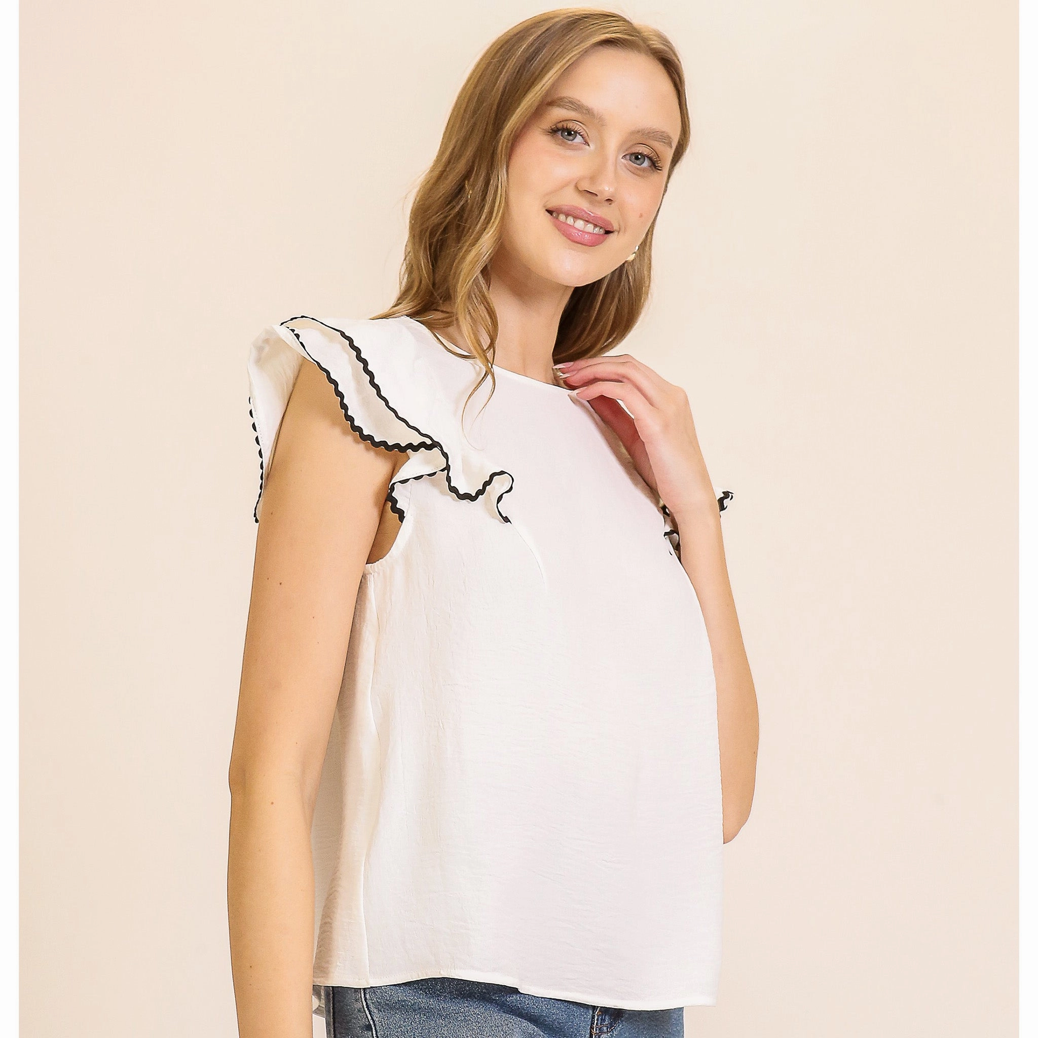 Convertible Design Women's White With Black Ricrac Ruffle Short Sleeve