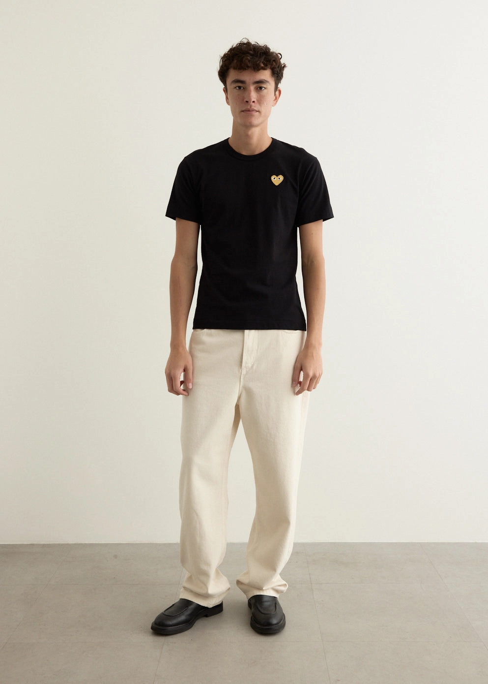 Gold Heart T-Shirt GarmentDyedTexture Casual Style Wear