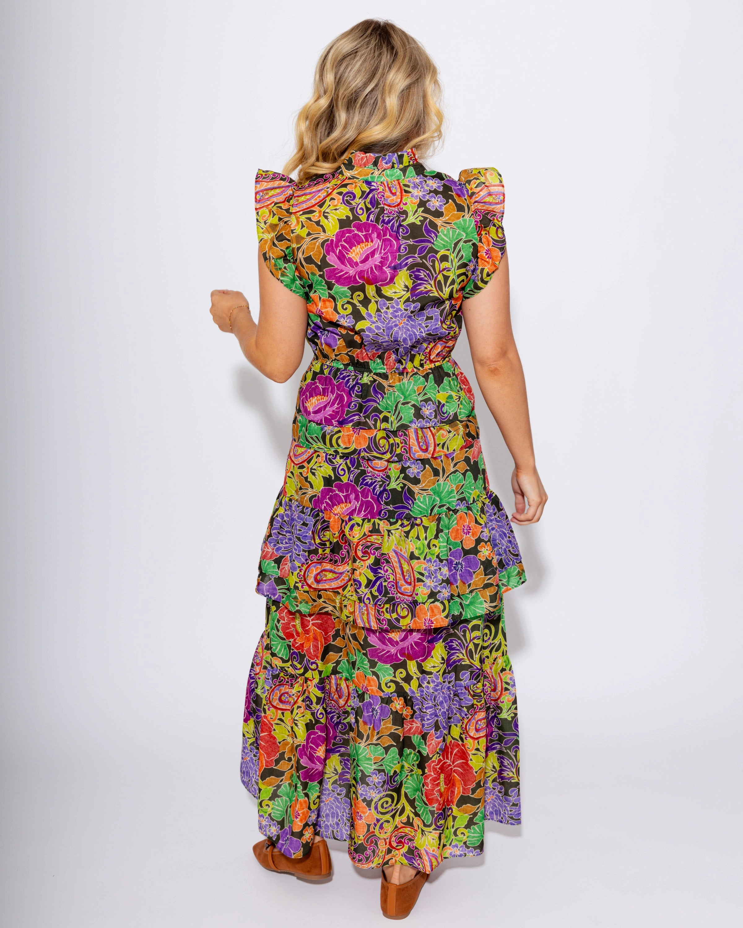 Floral Tiered Maxi Dress Sleek Waist Design Fit NonIrritatingLining