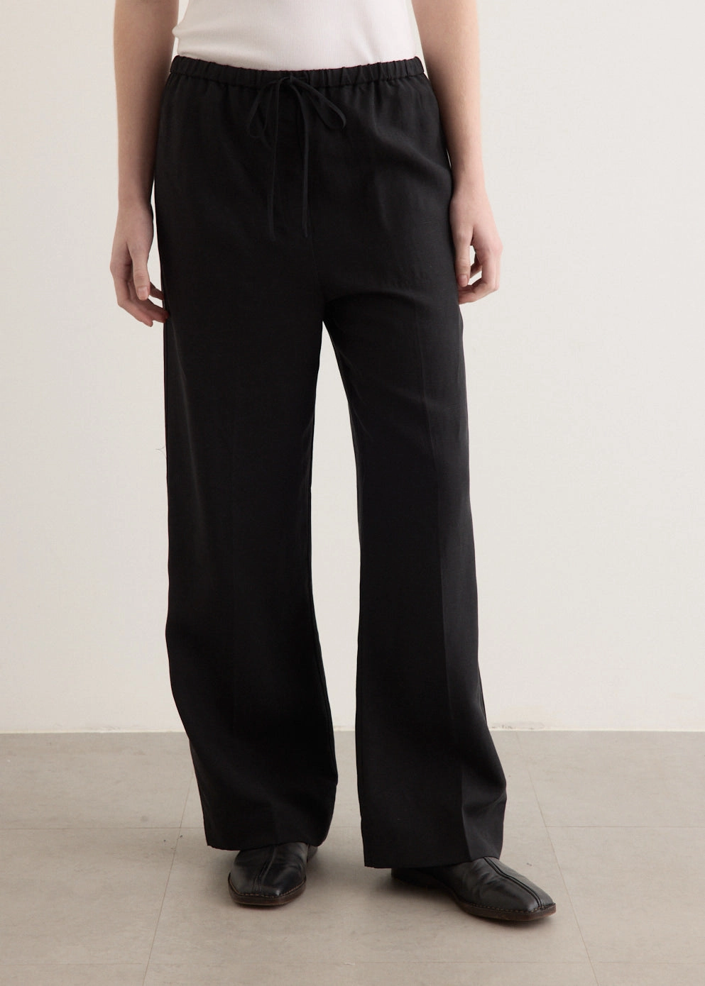 StainResistantFinish StretchFabric Fluid Drawstring Trousers