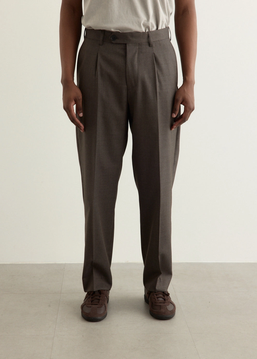 Non Restrictive Cut Crisp Design Formal Trousers