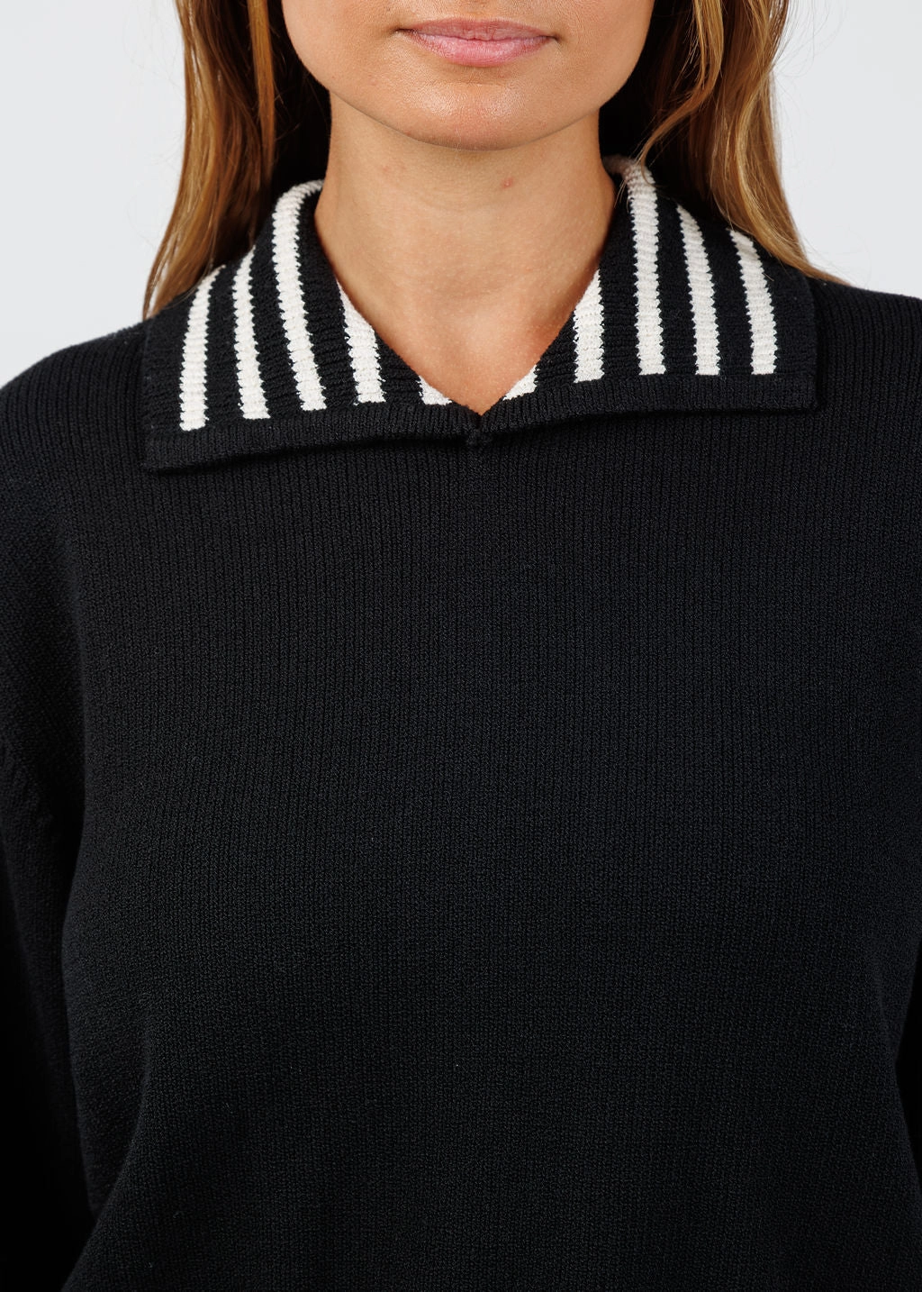 The Sailor Pullover Sweater - Black Multi Static Reducing Finish
