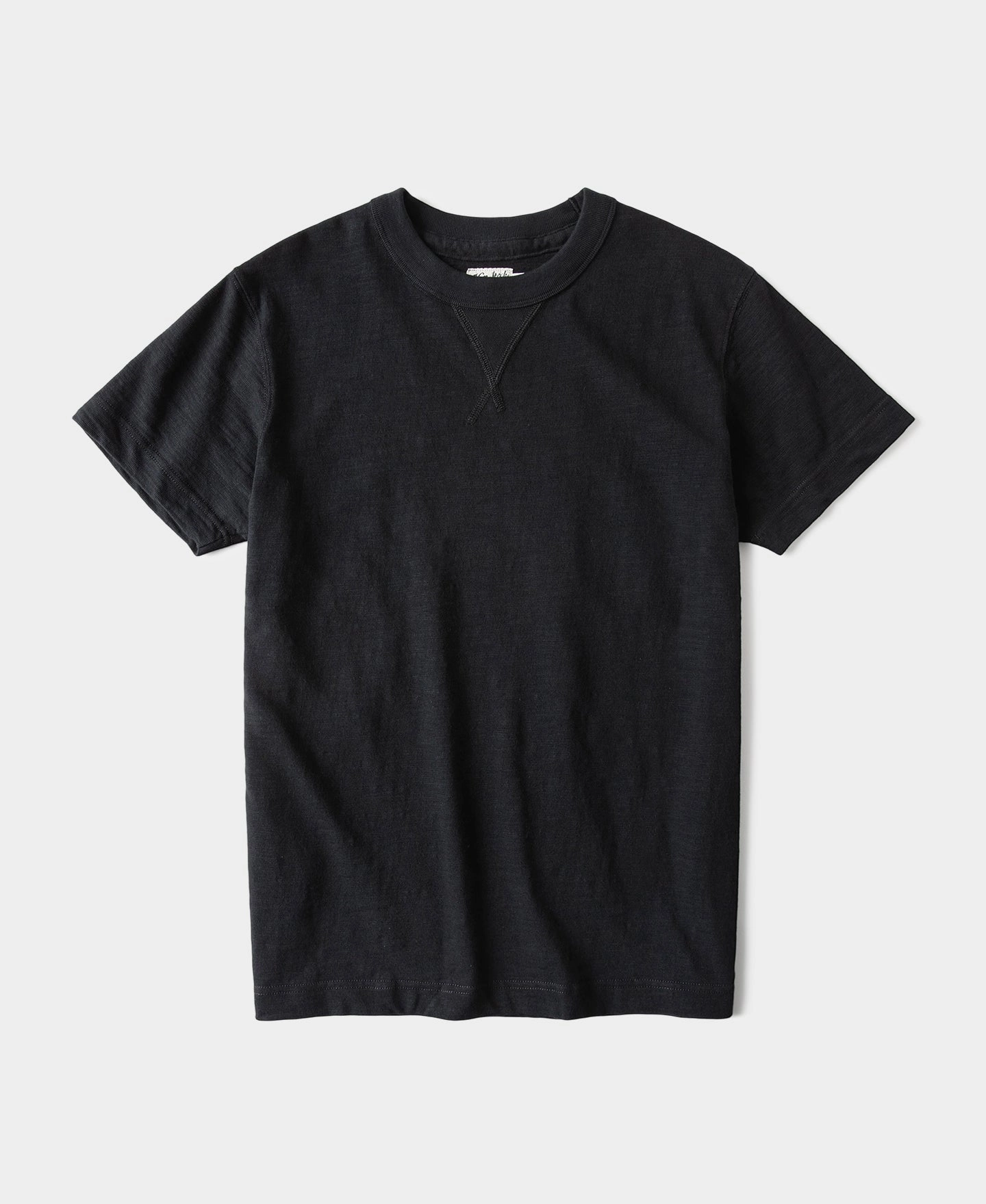 Heavyweight Cotton Gusset Tubular T-Shirt - Black Layer-Friendly Easy Wear Option
