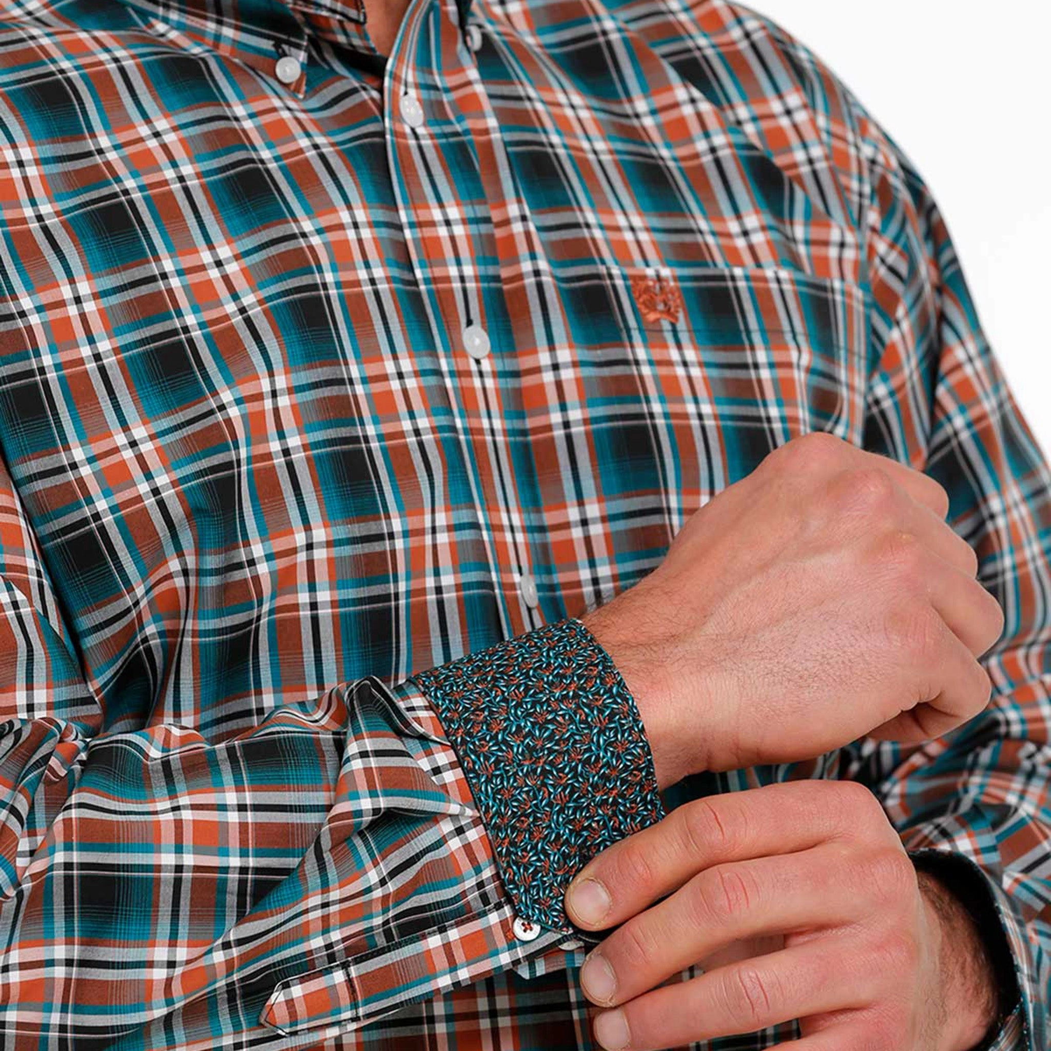 Cinch Men's Turquoise/Red Plaid Shirt Sustainable Design All-Weather Ready