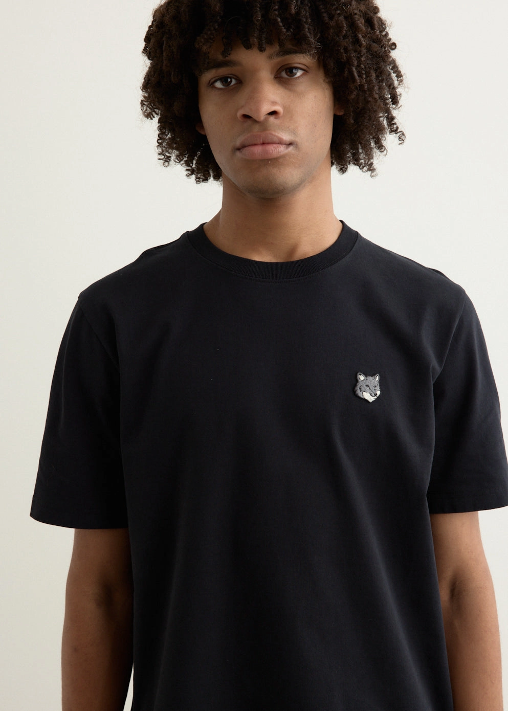 Versatile Outfit Drop Shoulder Design Grey Fox Head Patch Comfort T-Shirt