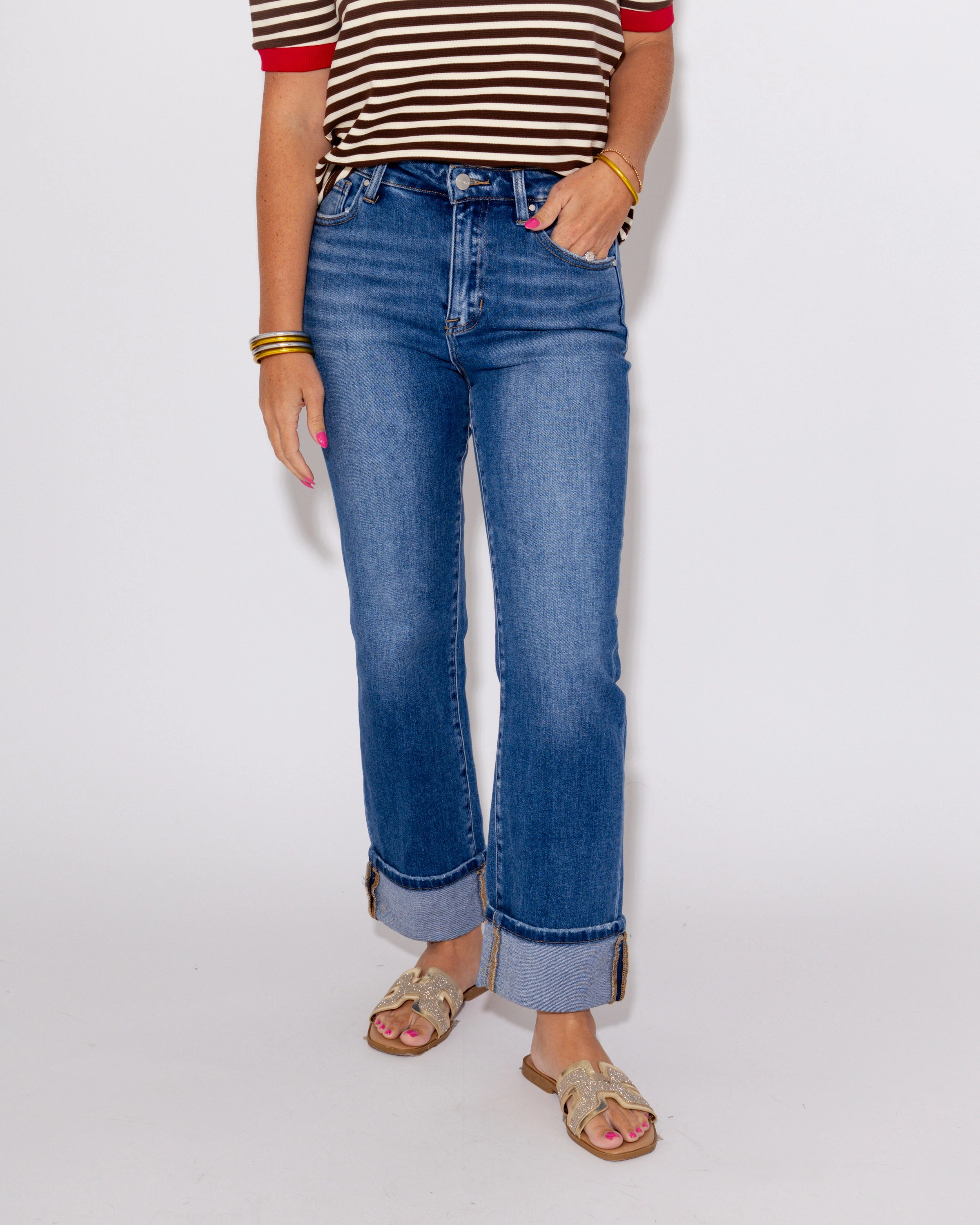 Perfect Fit Stylish Touch High Rise Ankle Straight Cuffed Jeans in Medium