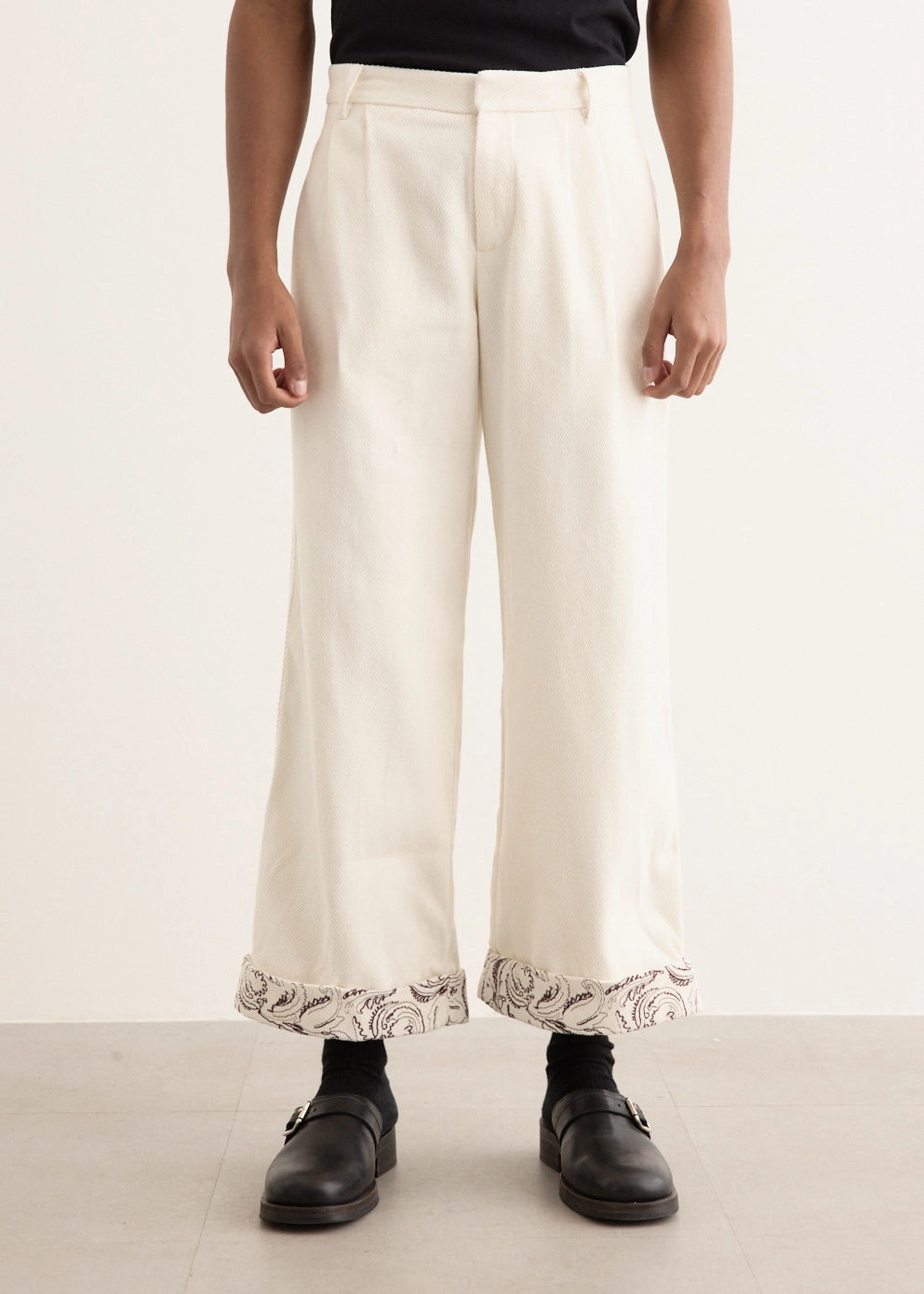 Timeless Style Relaxed Wear Paisley Embroidered Cuff Trousers