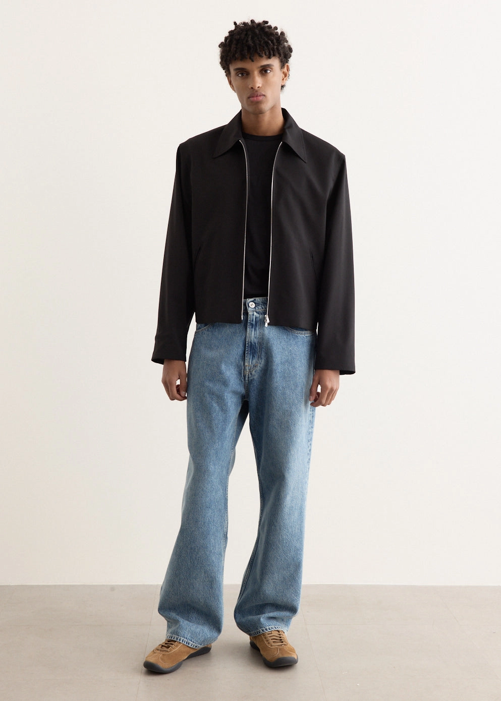 Outerwear Friendly Effortless Style Third Cut Jeans