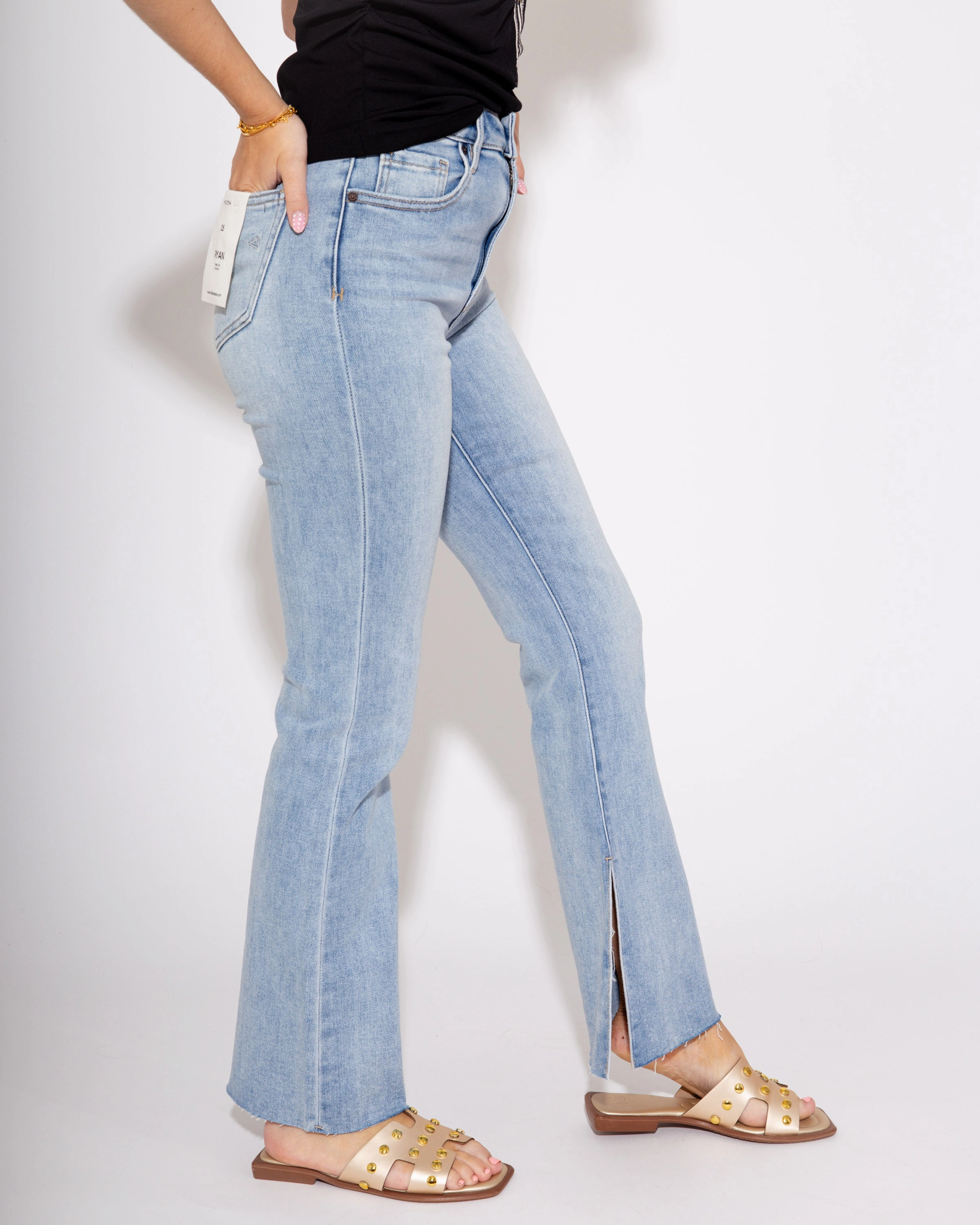 Relaxed Basics Inside Slit Bootcut Jeans in Light