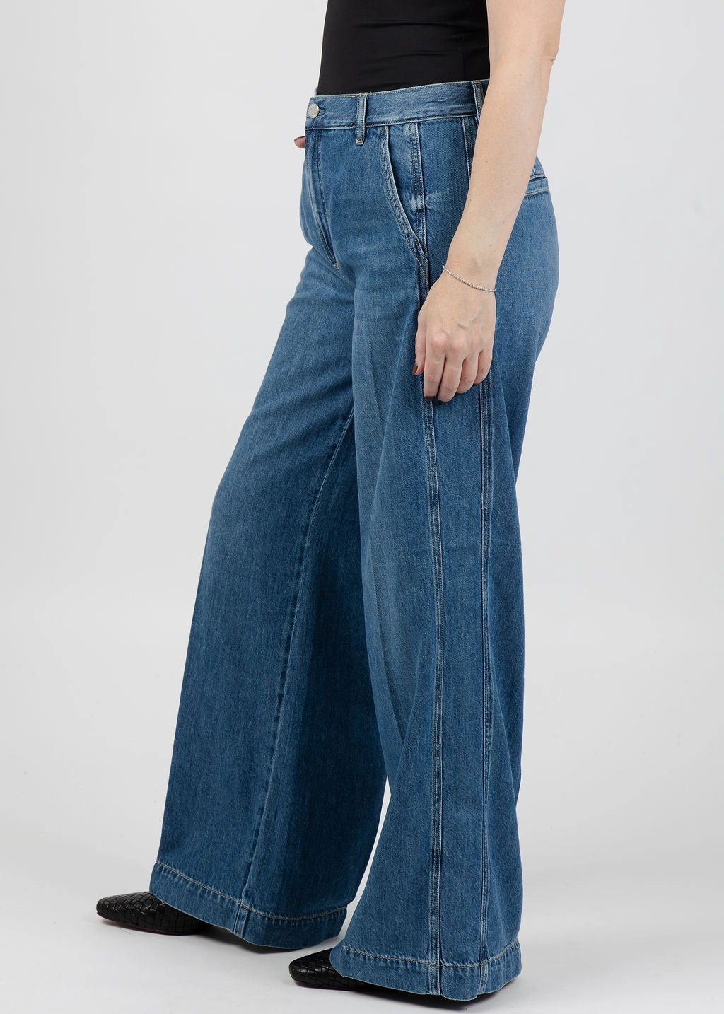 Casual Movement Go Anywhere Jadyn Double Button Low Slung Palazzo Jeans - Imagine