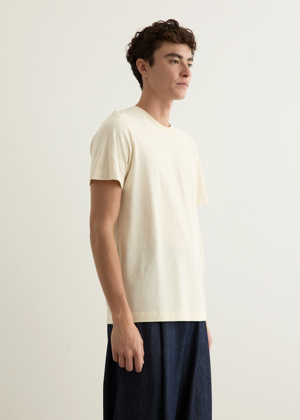 Holiday Style Trend MoistureWicking Jakob Cotton Crepe T-Shirt
