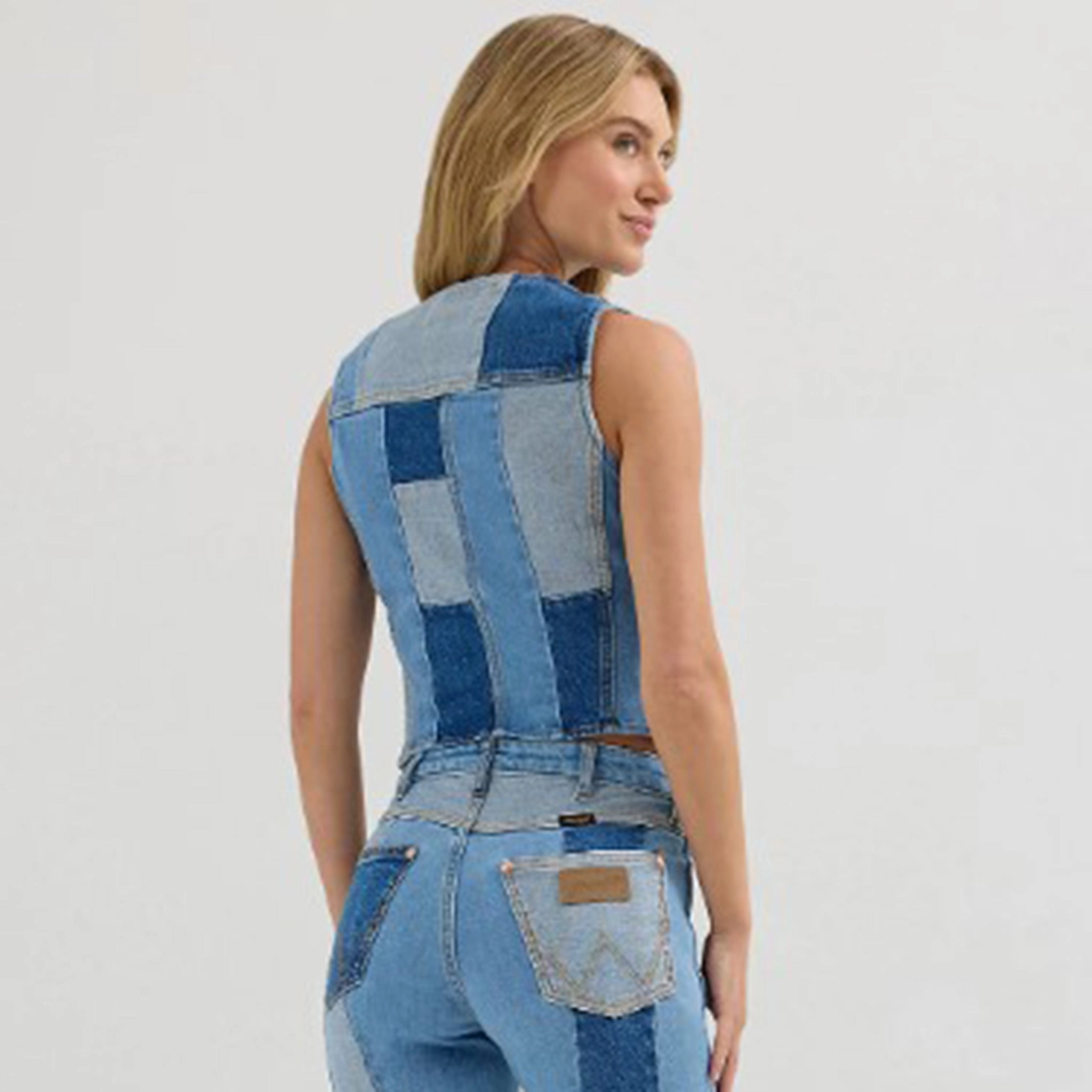 snap closure Easy Wear Lainey Wilson Collection from Wrangler - Dentim Patchwork Vest