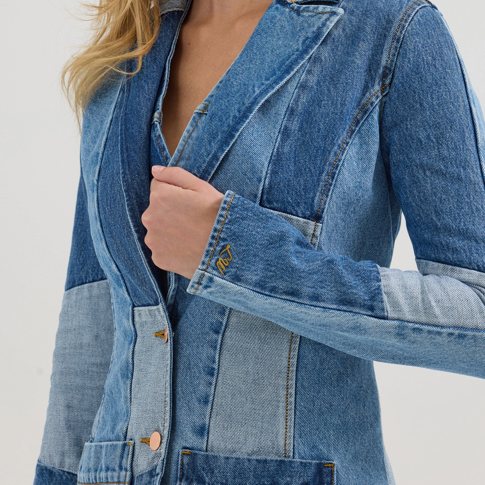 Lainey Wilson Collection from Wrangler - Patchwork Blazer Easy Wear On The Go Layer