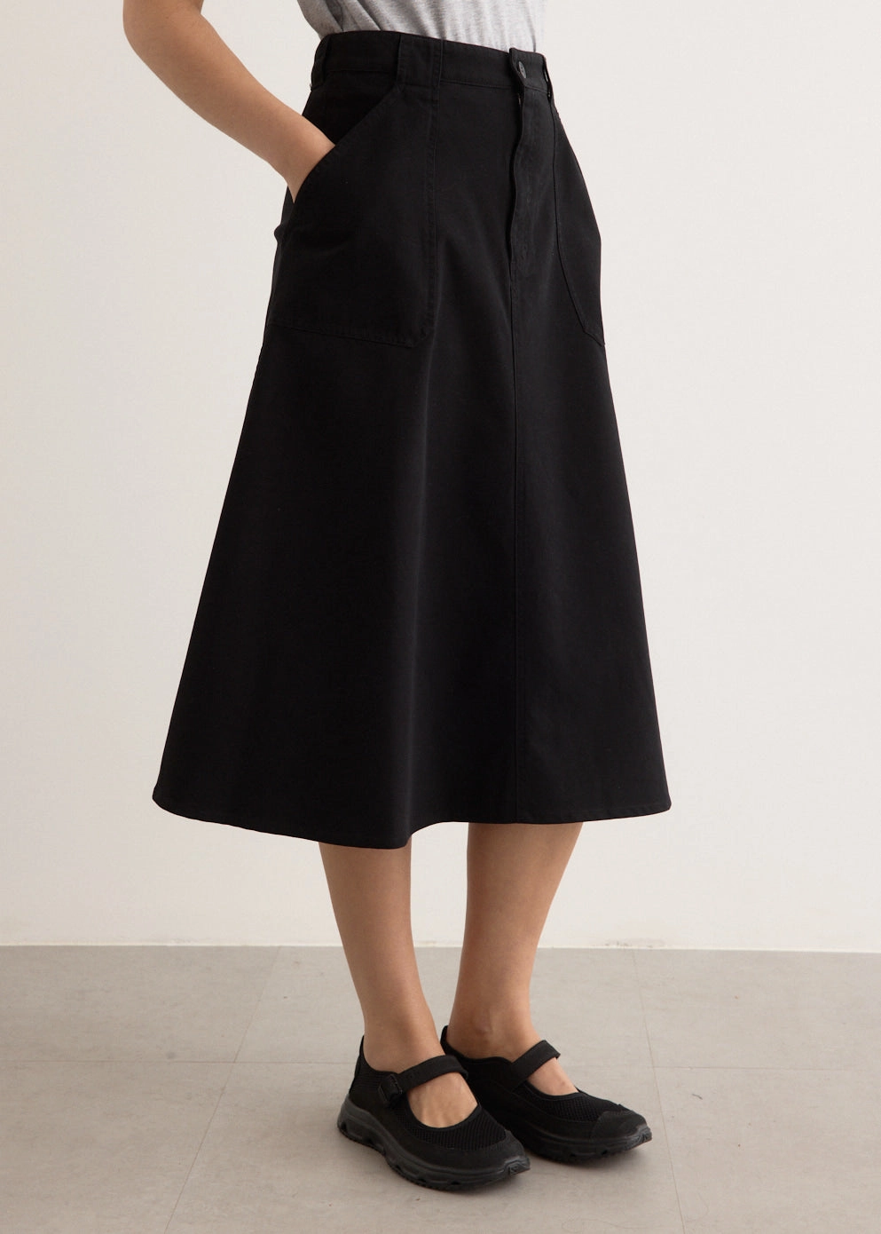 Push Button Closure Laurie Skirt