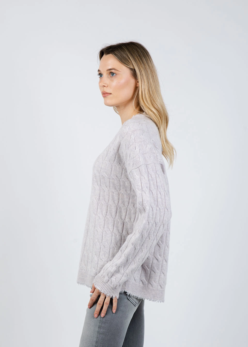 V-Neck Cashmere Sweater With Fringes - Snow Light Knitwear