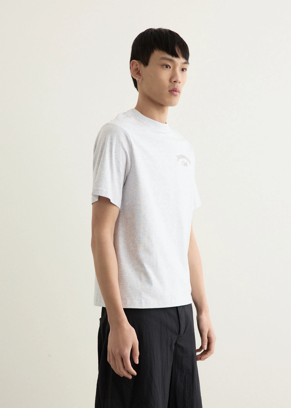 Trendy Vibe V neck style Le Club T-Shirt