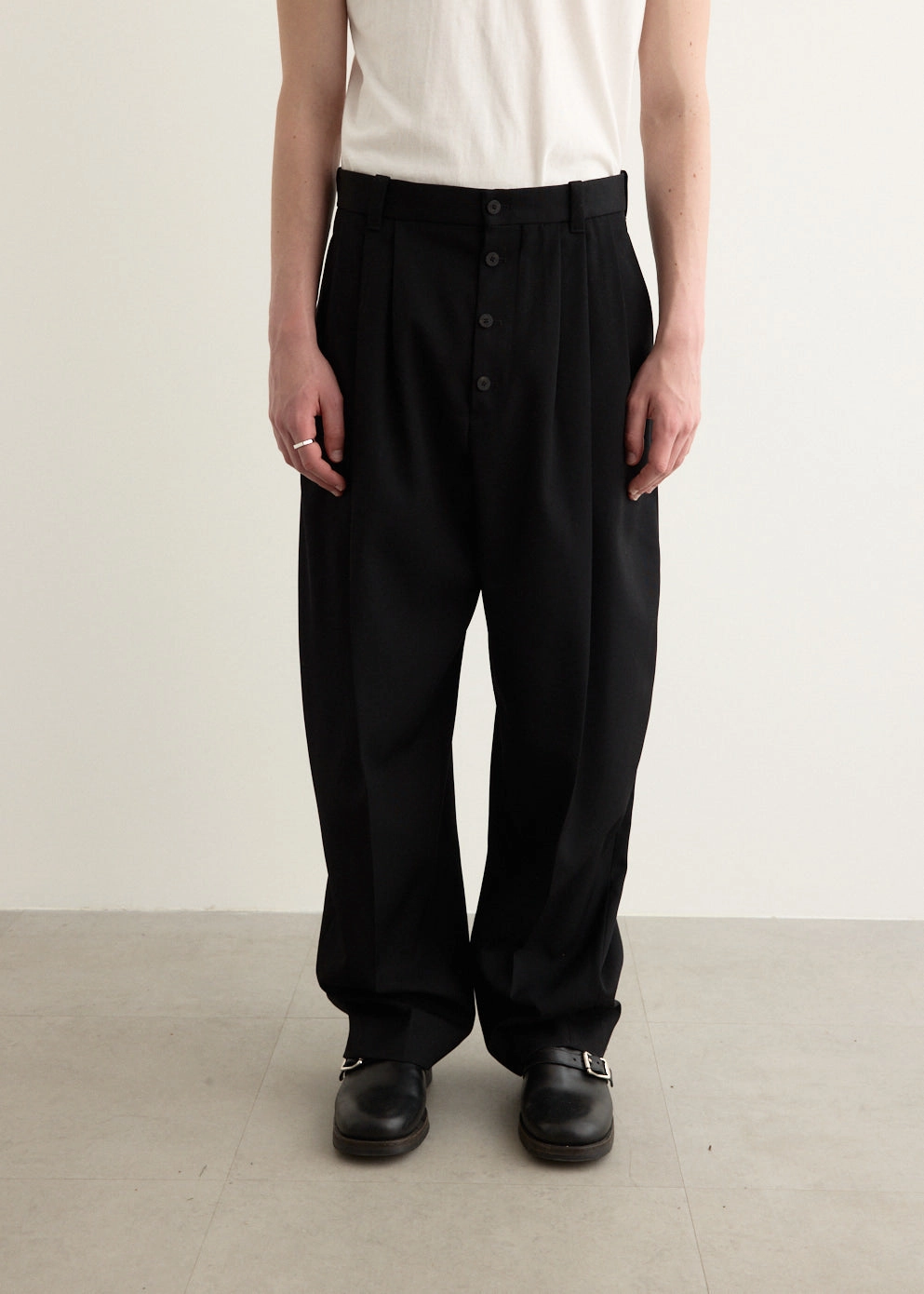 Le Pantalon Fernando Minimalist Look