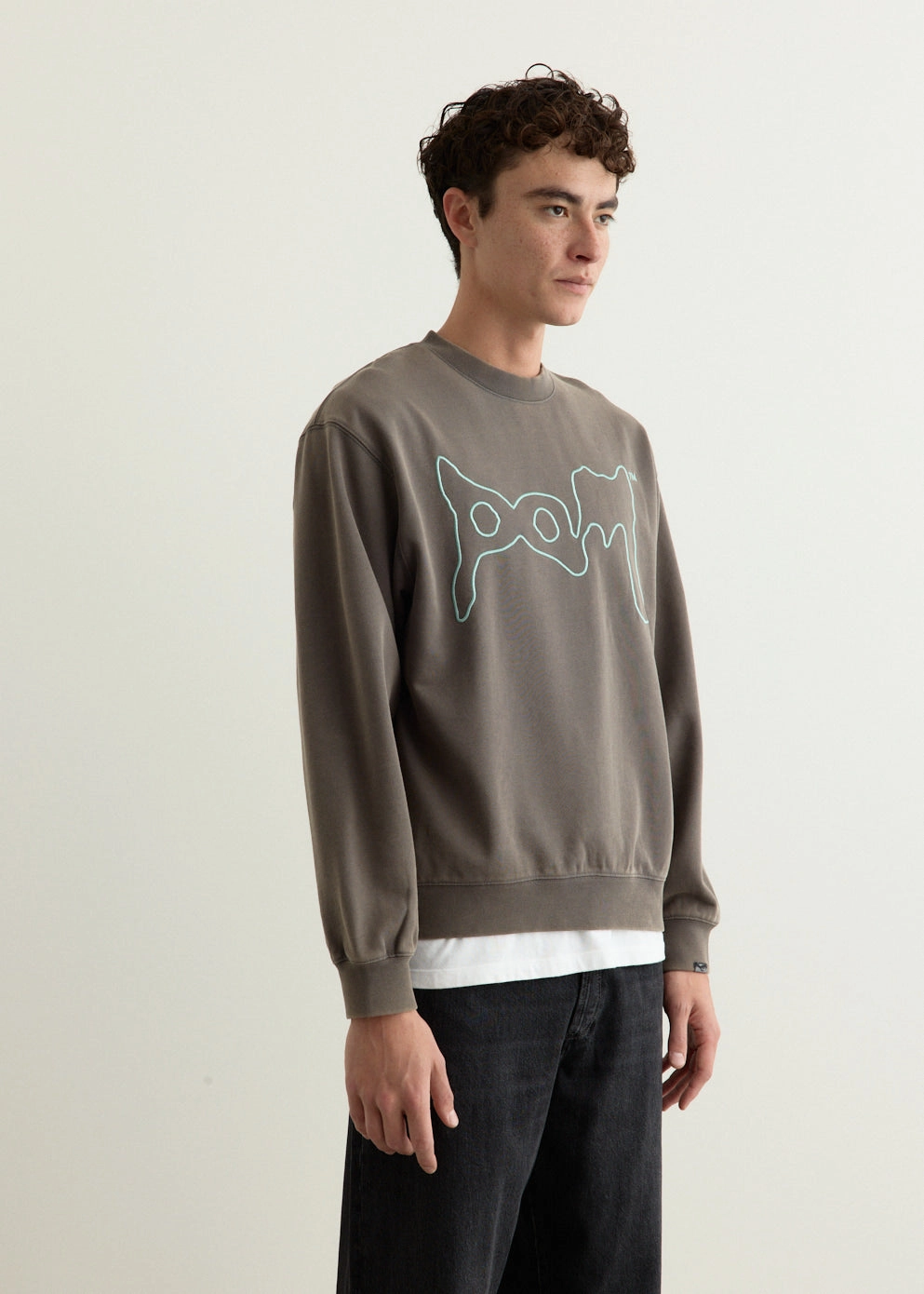 Pampas Crewneck Sweatshirt Light Stretch Wear Sleek Design