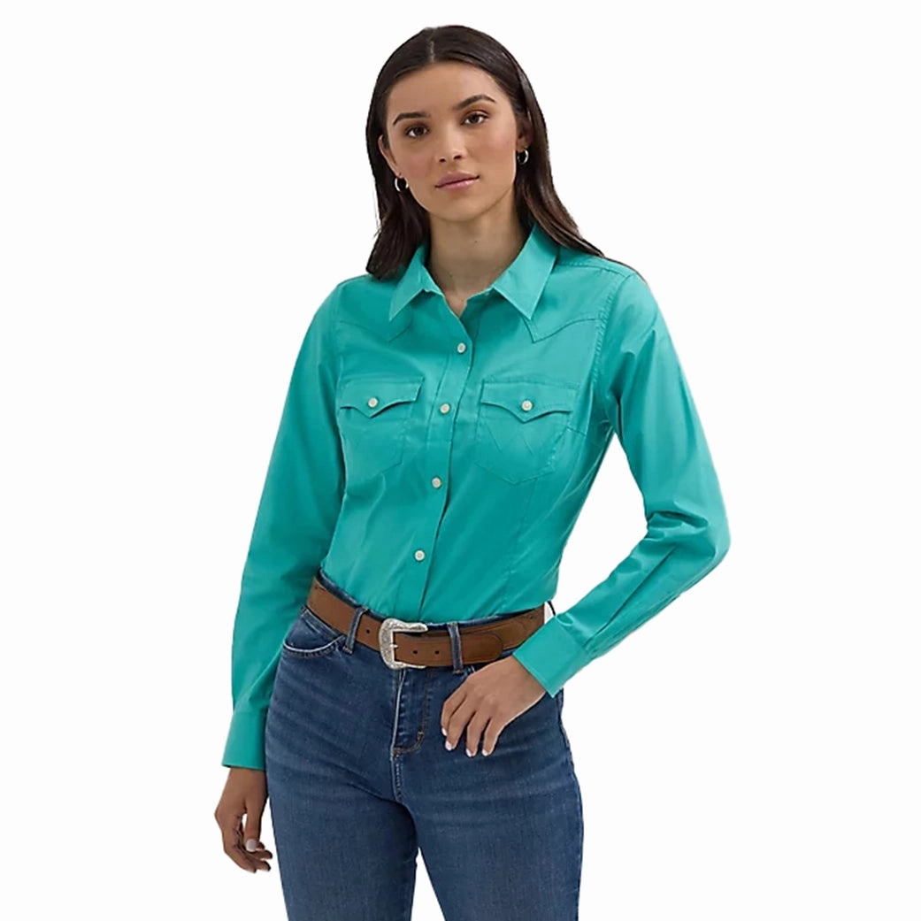 Ventilated Side Panels Wrangler Women's Retro Button-Down Shirt