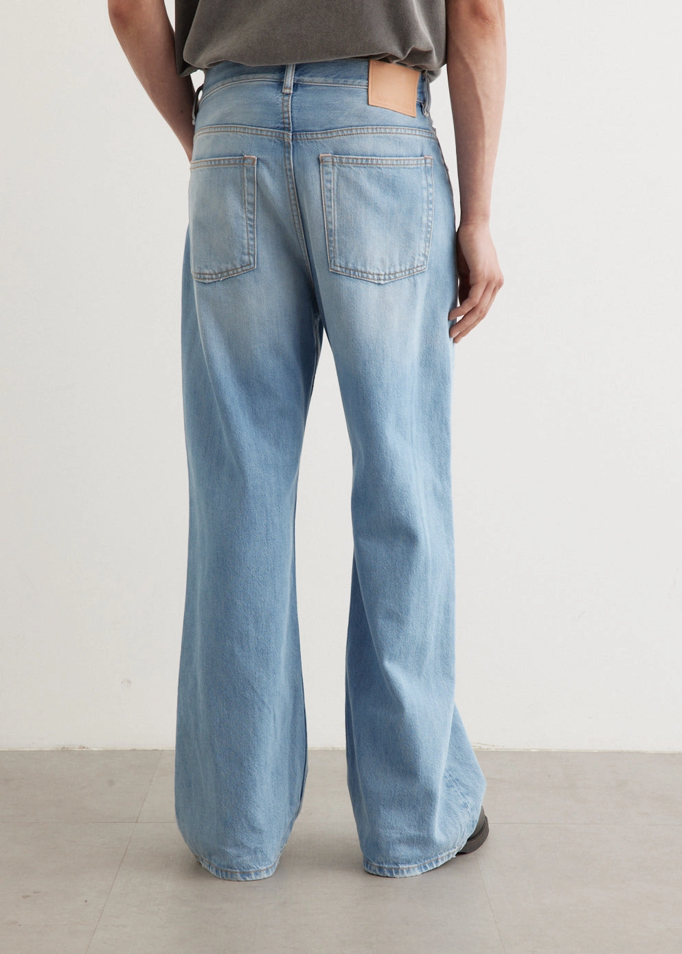 2021M Light Blue Vintage Jeans No Fade Look