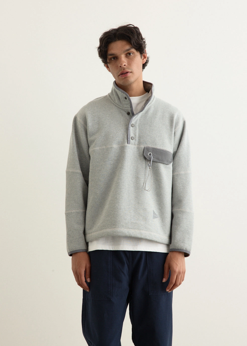 Sweat Pullover Comfortable Design