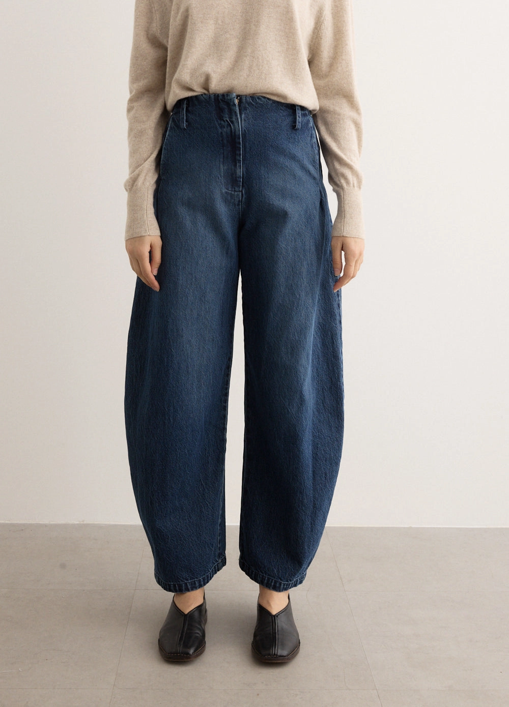 Garment Washed Softness Foundation Wear Meki Cocoon Jeans