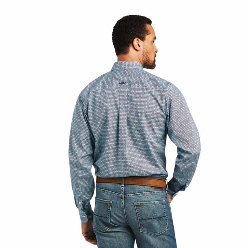 Sophisticated Style Men's Ariat Gray Wrinkle Free Yoel Classic Fit Shirt