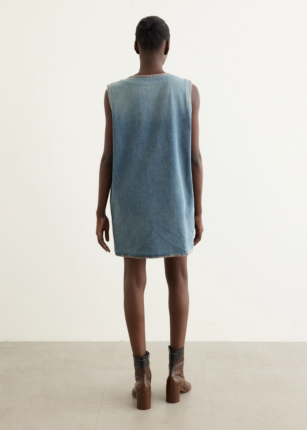 Fresh Flow monochrome Midi Dress