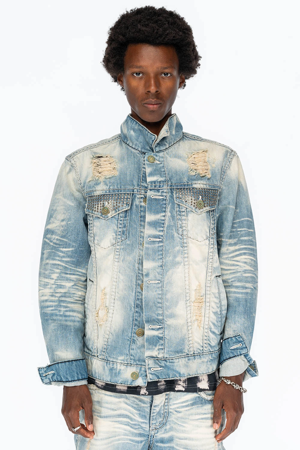 Waterproof Zipper VINTAGE INDIGO DISTRESSED ,RIPPED JEAN JKT WITH WHITE CONTRAST STICH IN OMAHA BROKEN WASH WITH CRYSTALS