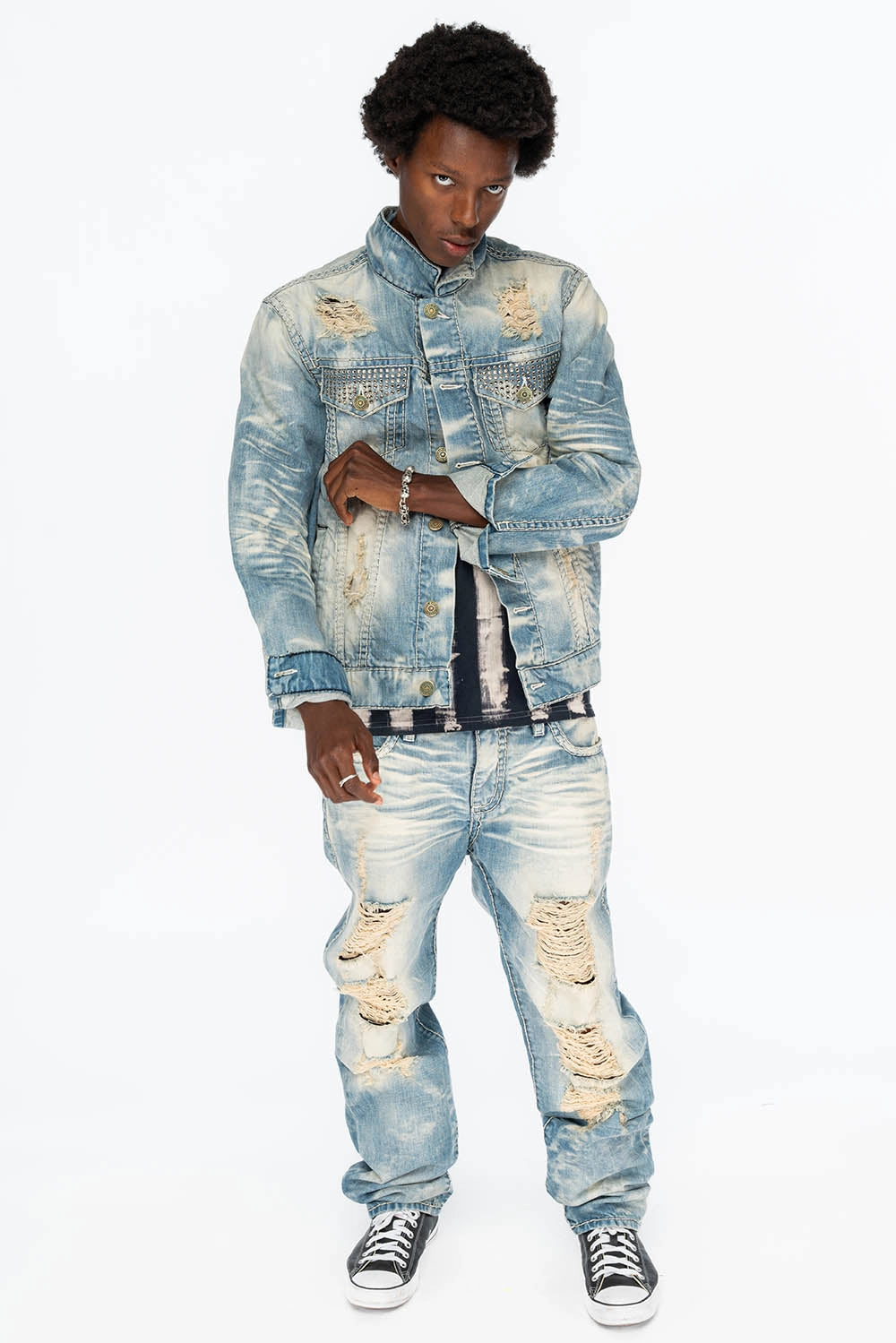 VINTAGE INDIGO DISTRESSED ,RIPPED JEAN JKT WITH WHITE CONTRAST STICH IN OMAHA BROKEN WASH WITH CRYSTALS FlexibleFit Odor Resistant Treatment