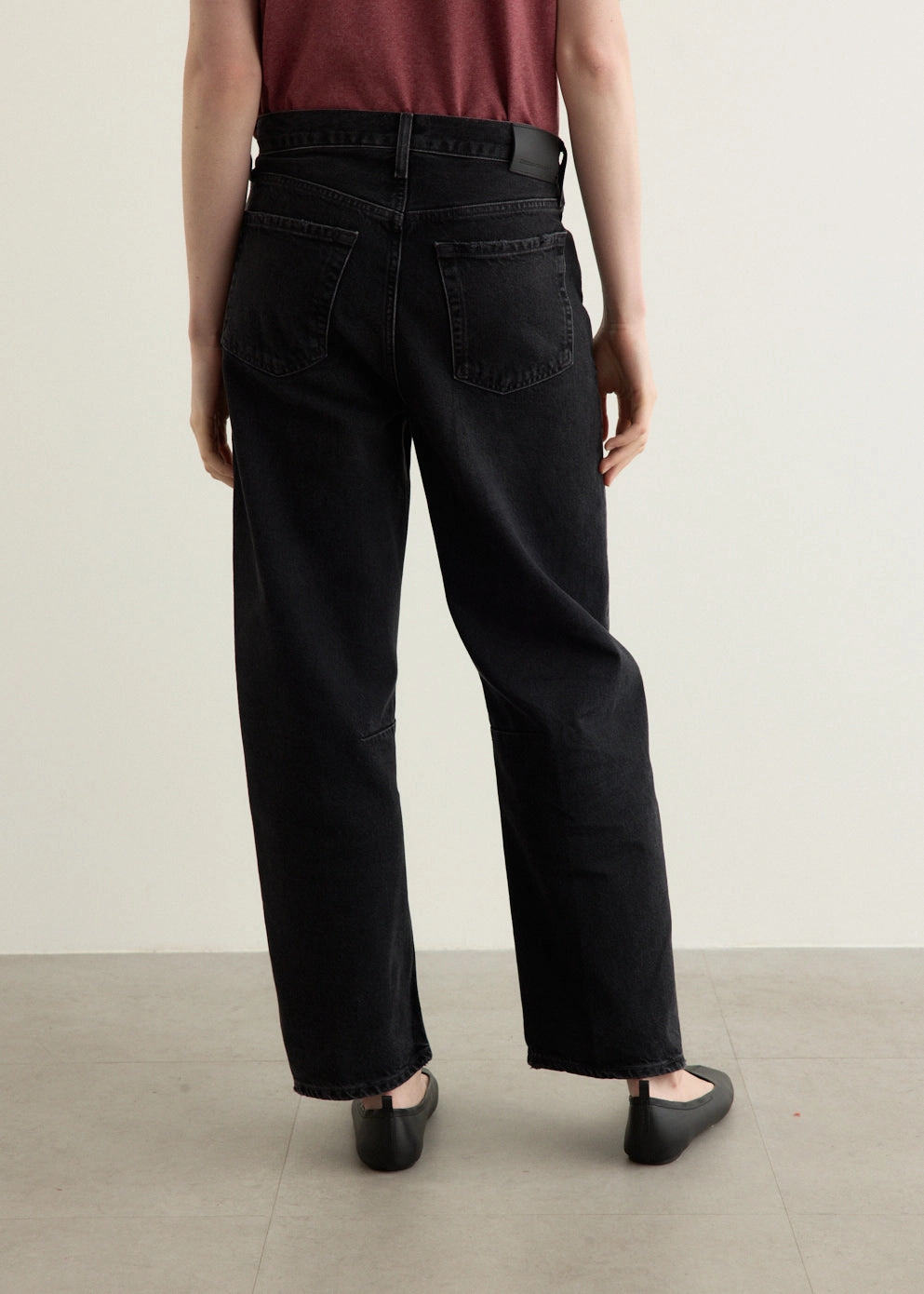 Miro Relaxed Jeans Straight Leg Design