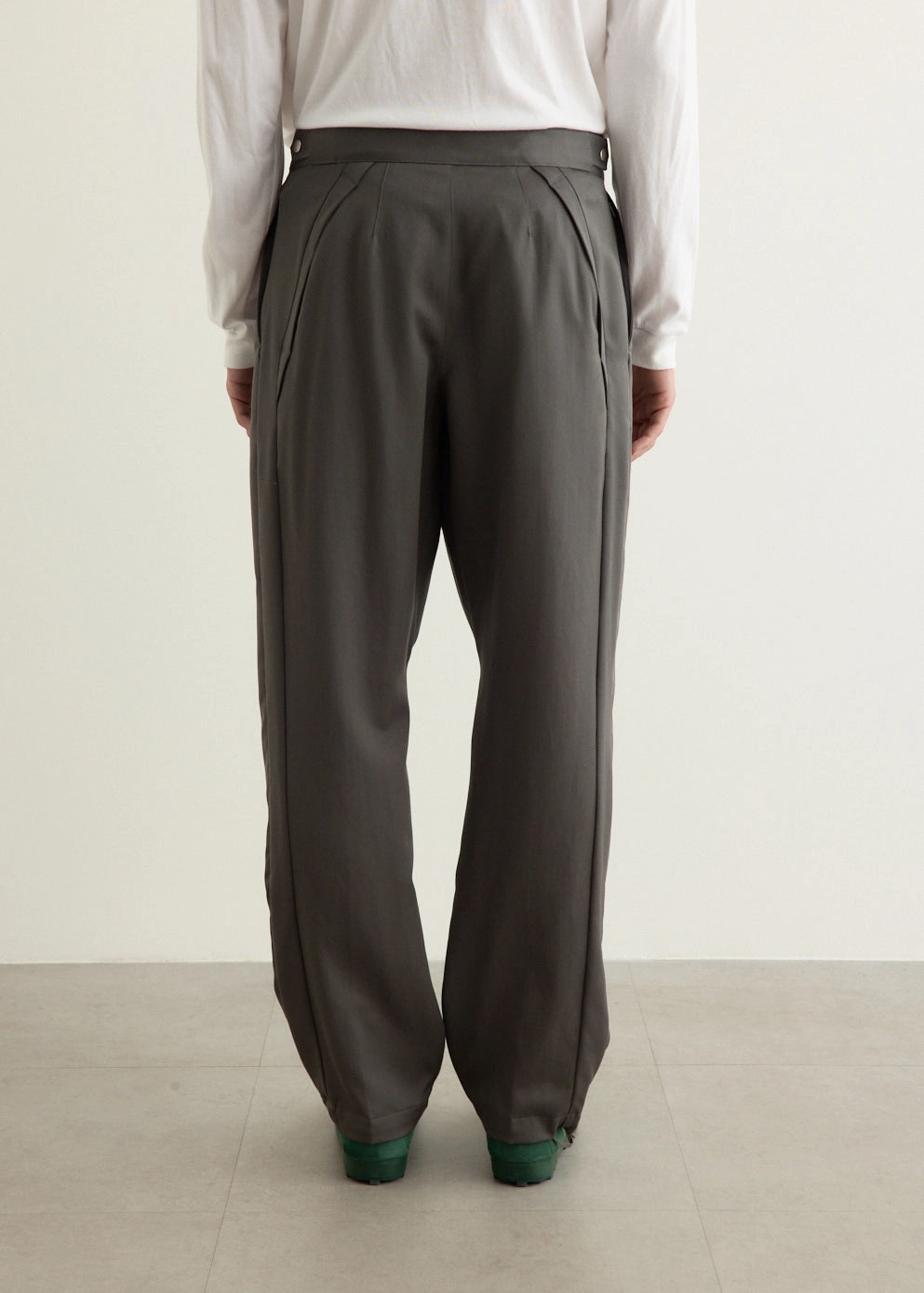 ESC Trousers Neutral Look Weekend Adventure