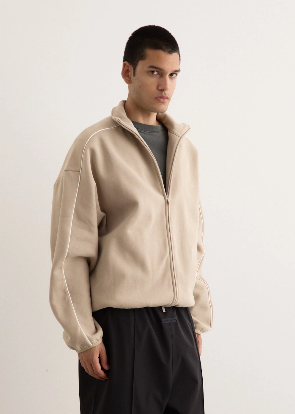 Modern Fit Fleece Track Jacket Sleek Comfort Warm Flex