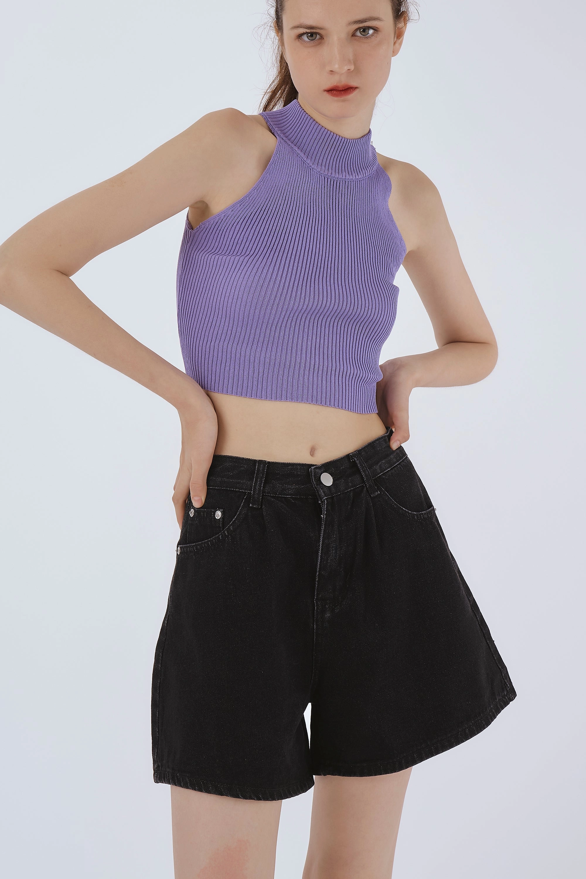 Flexible Waistband Zoe Pintucked Denim Shorts