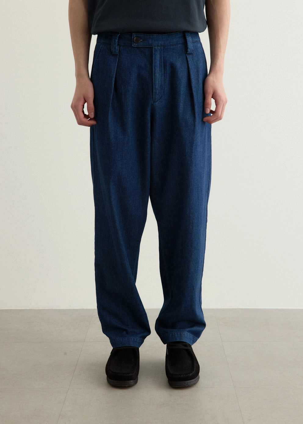 Smooth Fabric Slim Fit Design Renato Pants