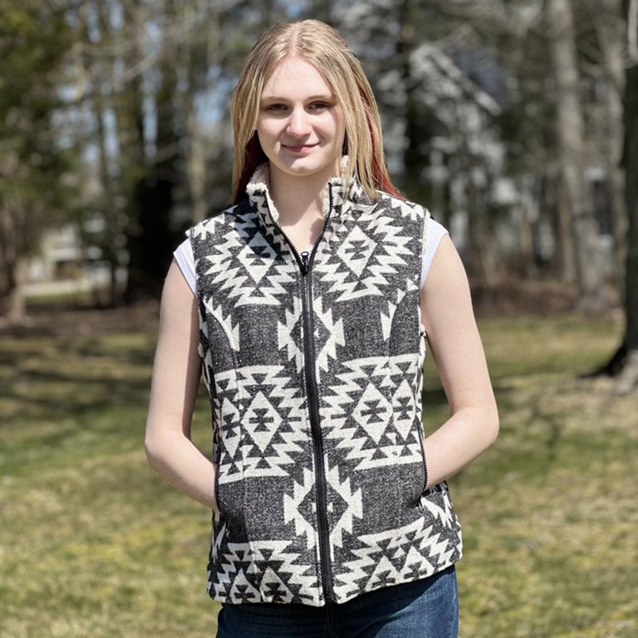 Montana Co. Women's Black & White Aztec Vest Practical Everyday Fit Ergonomic Shoulder Design