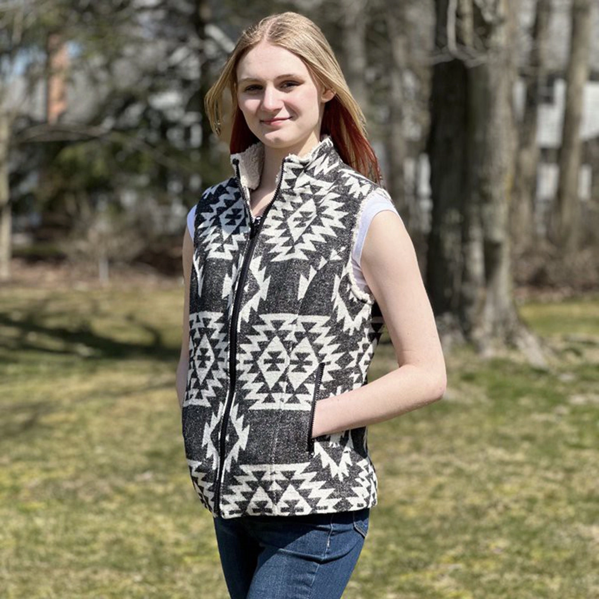 Functional Pockets Style Flexible Fleece Lining Montana Co. Women's Black & White Aztec Vest