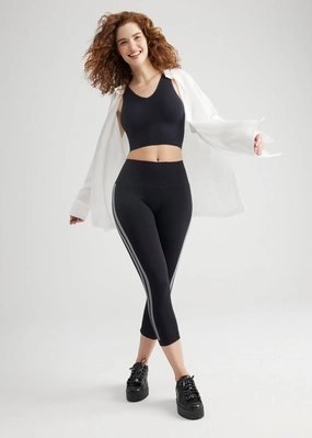 Shape Control Wear Moisture Wicking Technology Morgan Seamless Cropped Capri Shaping Legging - Black and White Stripe