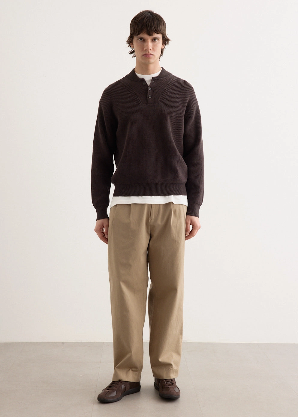 Chino Cloth Two Tuck Straight Pants Contrast Trim Comfortable Leg