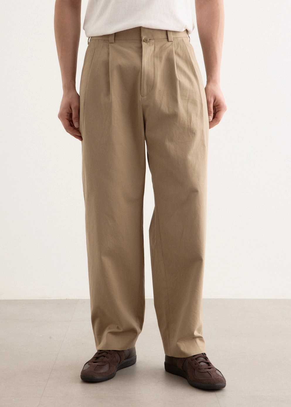 Chino Cloth Two Tuck Straight Pants Weekend Ready SoftLining