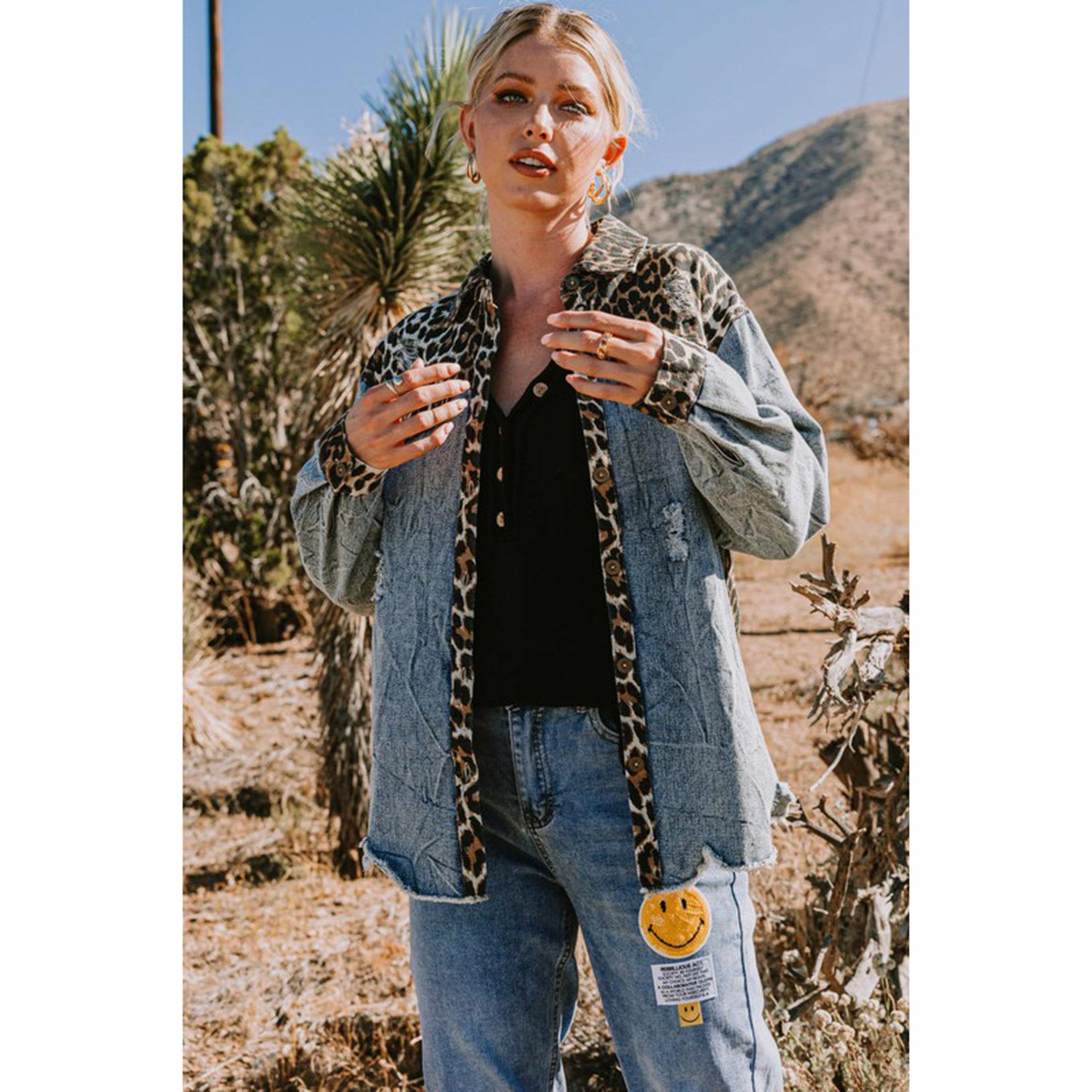 Mixed Print Breast Pocket Washed Jacket Convertible Cuff System Ultra Compact Packing Design