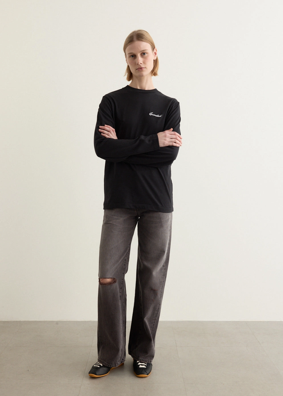 Women's Classic Fit Long Sleeve T-Shirt sporty and comfortable