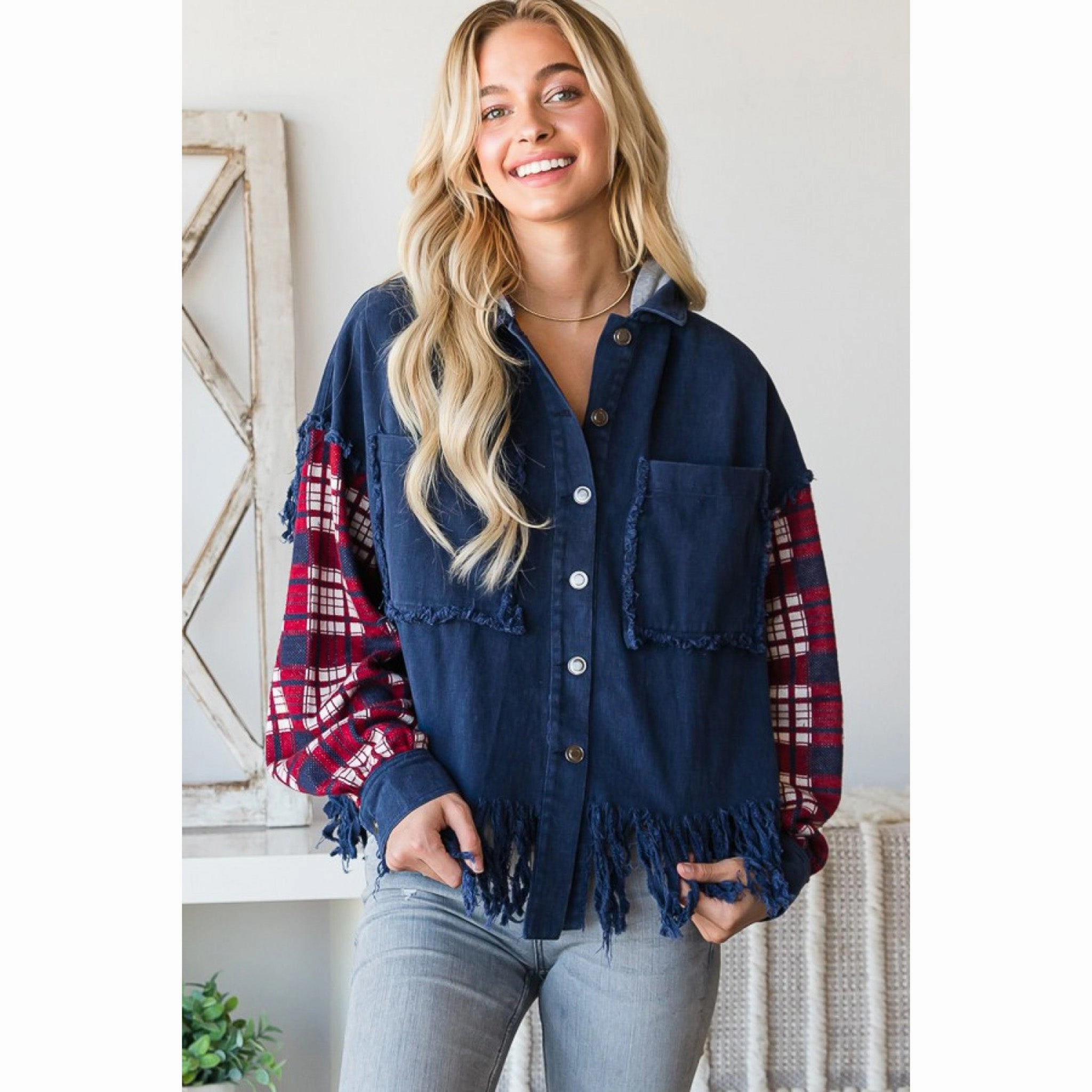 Expandable Side Gussets Oli & Hali Plaid Sleeve Fray Jacket