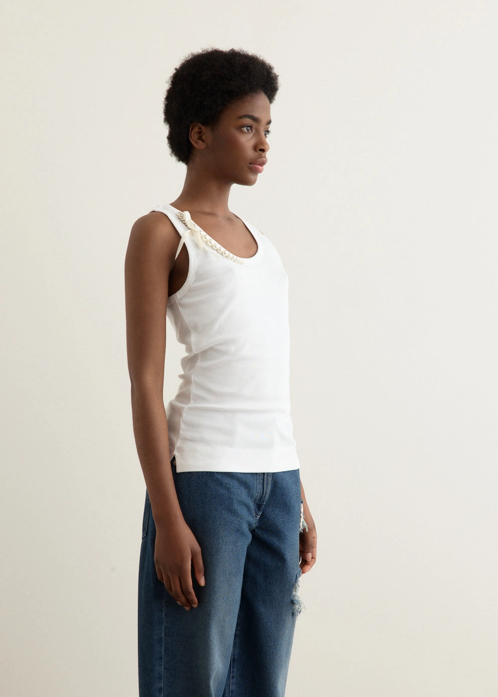 convenience Pearl Chain Tank Top
