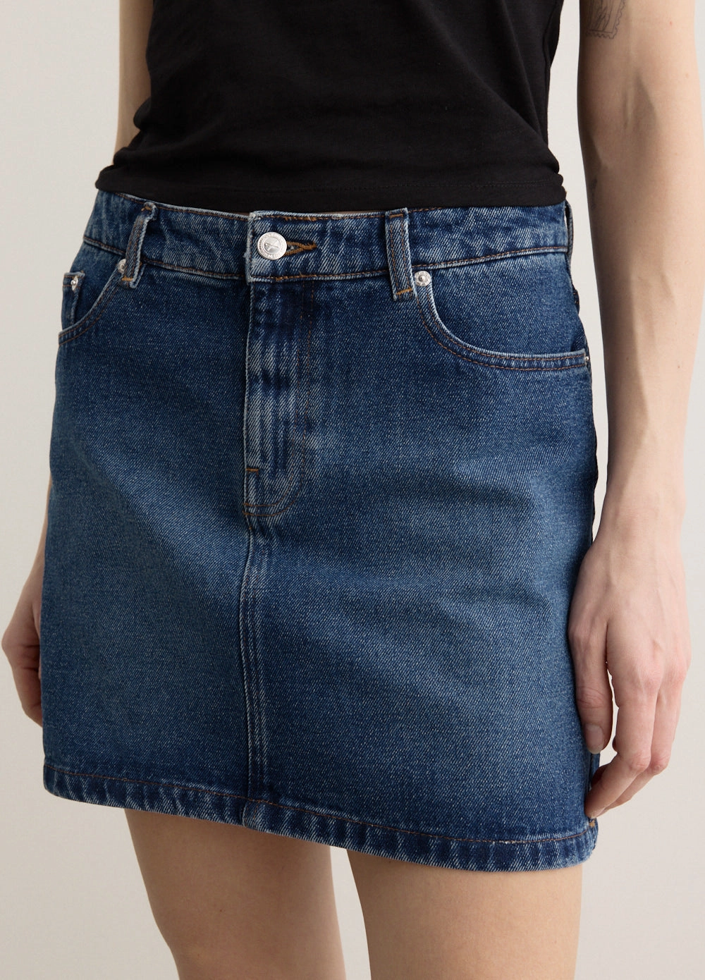 Simple Motion Thermal Regulating Moss Skirt