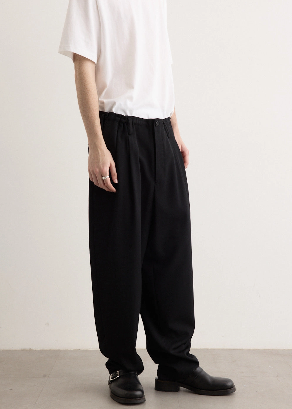 Pocket Detail Pants Hidden pockets